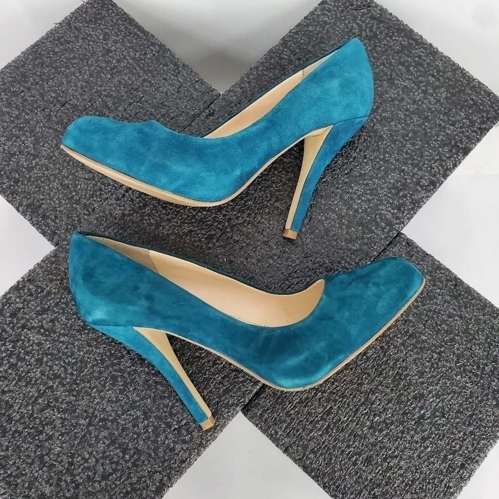 Audrey Brooke Abbracelet Suede Heels Women 6M Shoes Turquoise Blue